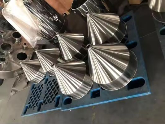 سعر جيد Custom 50L Stainless Steel Conical Hopper With Tri Clamp الانترنت